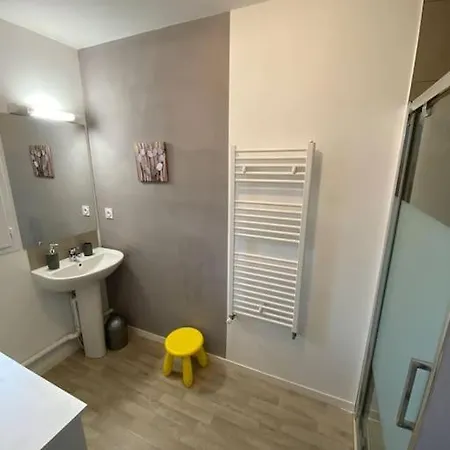 Appt T3 Cuisine Amenagee Et Equipee Acces Pmr * Saint-Malo